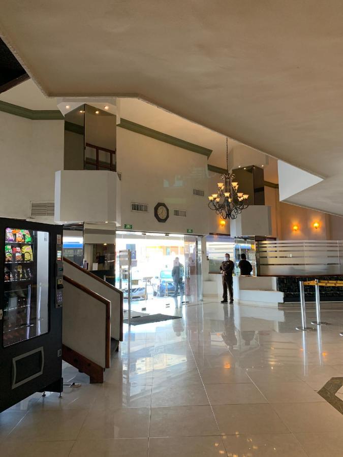 Fastos Hotel Monterrey Luaran gambar