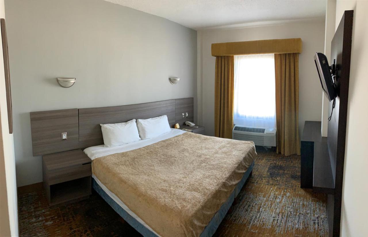 Fastos Hotel Monterrey Luaran gambar