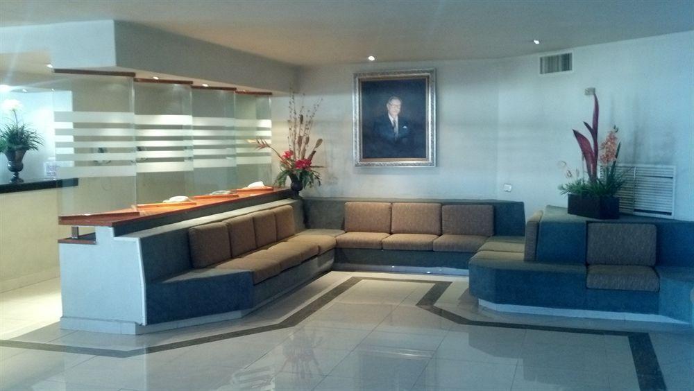 Fastos Hotel Monterrey Luaran gambar