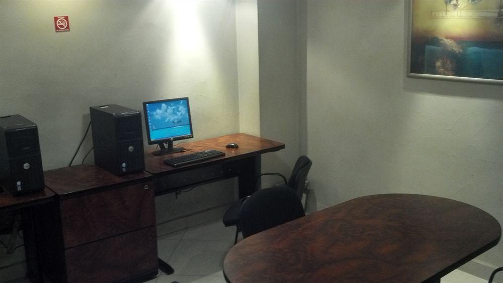 Fastos Hotel Monterrey Luaran gambar